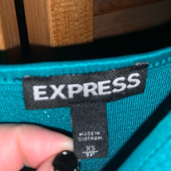 Sparkly Express tank. - Picture 3 of 4